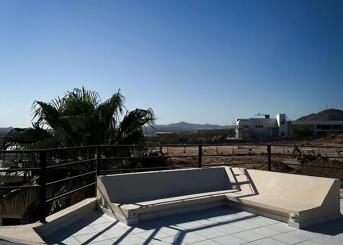 Modern 2br -3ba With Pool And Parking Villa