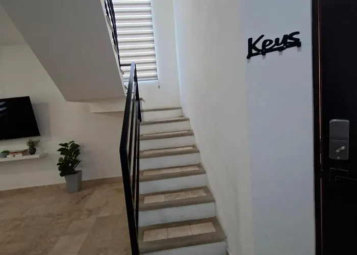 Modern 2br -3ba With Pool And Parking Villa *