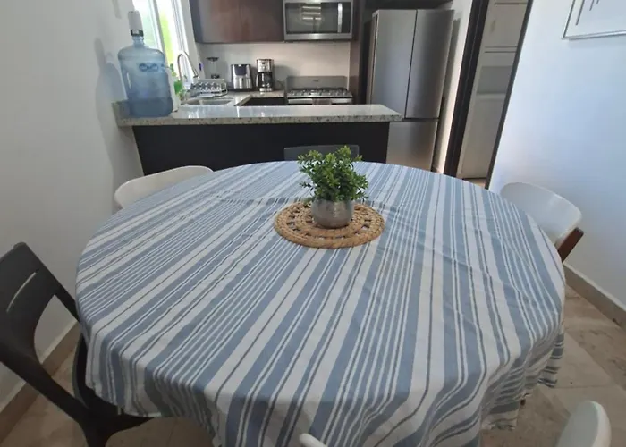 Villa Modern 2br -3ba With Pool And Parking *