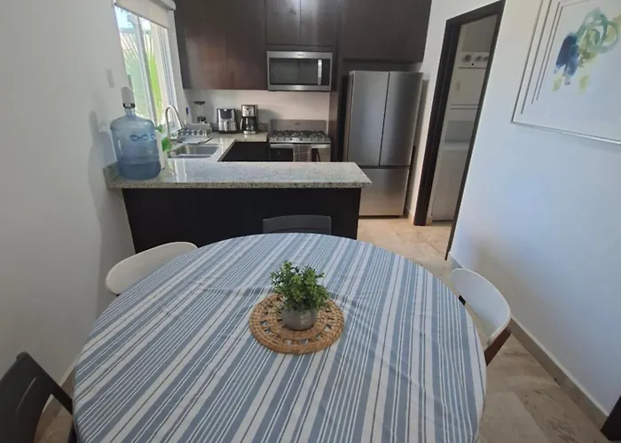 Villa Modern 2br -3ba With Pool And Parking